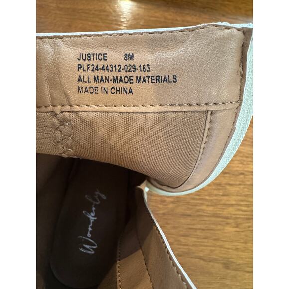 Wonderly Justice Ladies Booties in Bone White, Size 8 - Picture 5 of 7